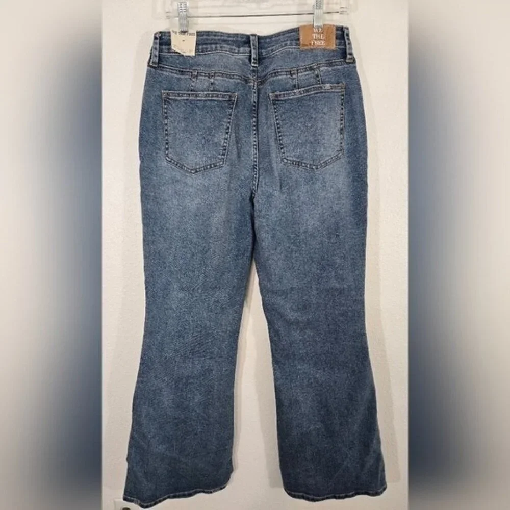 *NEW* We The Free Curvy Vintage High Rise Flare Jeans Hippie Boho Festival, 31 - Picture 4 of 9